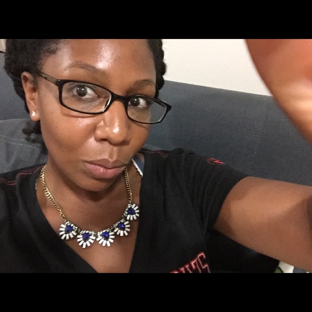 Meet your Posher, Alicia